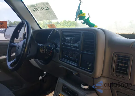 2000 Chevrolet Silverado 1500 Ls z USA, uszkodzony, nr VIN 1GCEK19T0YE388896